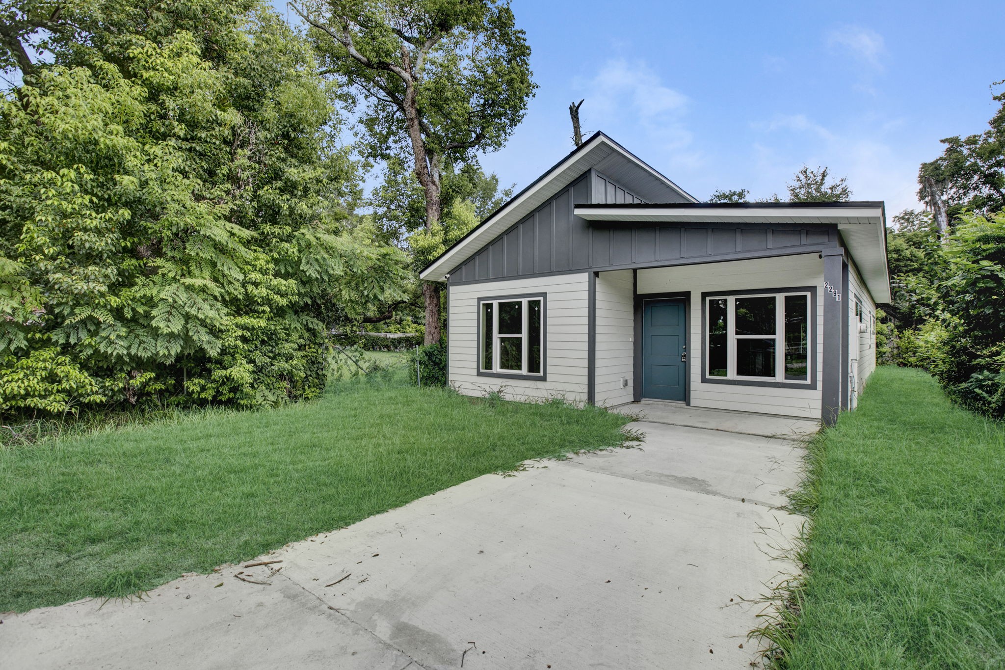Property thumbnail image