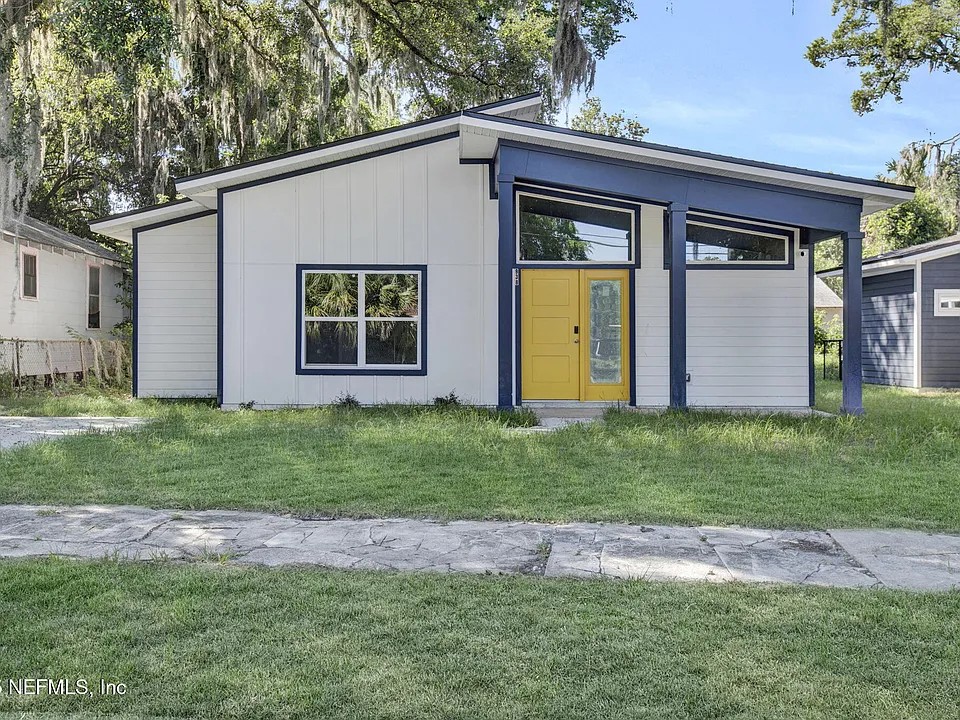 Property main image
